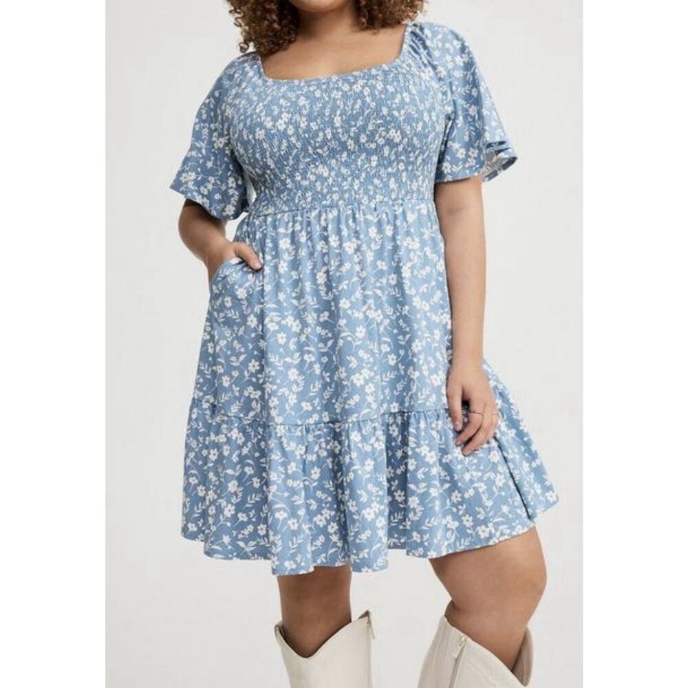 Torrid Mini Smocked Dress Ditsy Floral Blue Size 0 Large Cotton